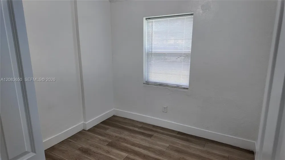 2027 NW 91st St #2025 Miami, FL 33147