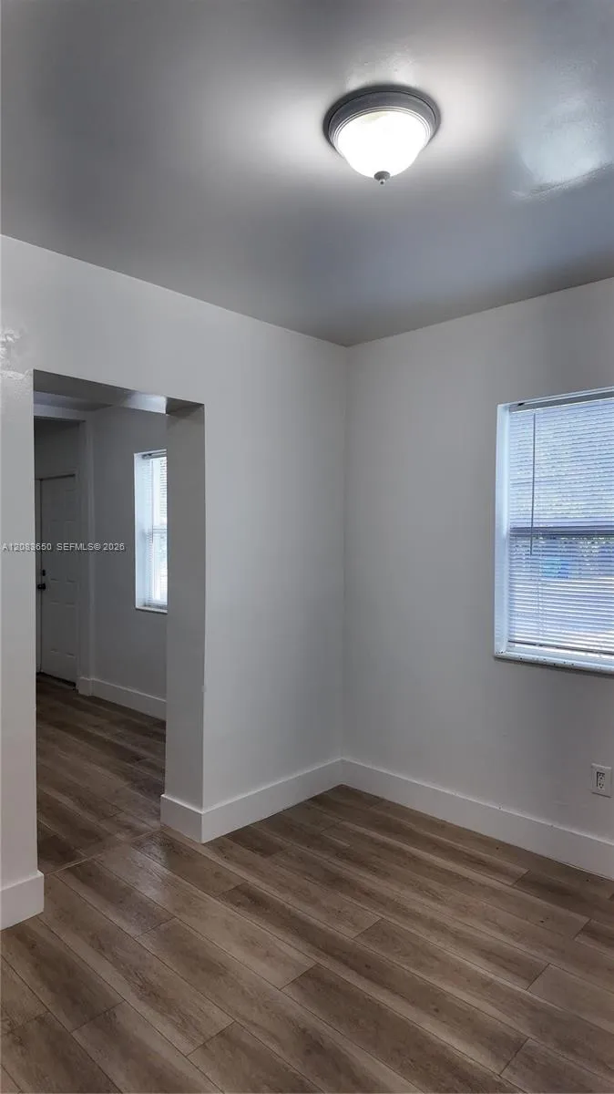 2027 NW 91st St #2025 Miami, FL 33147