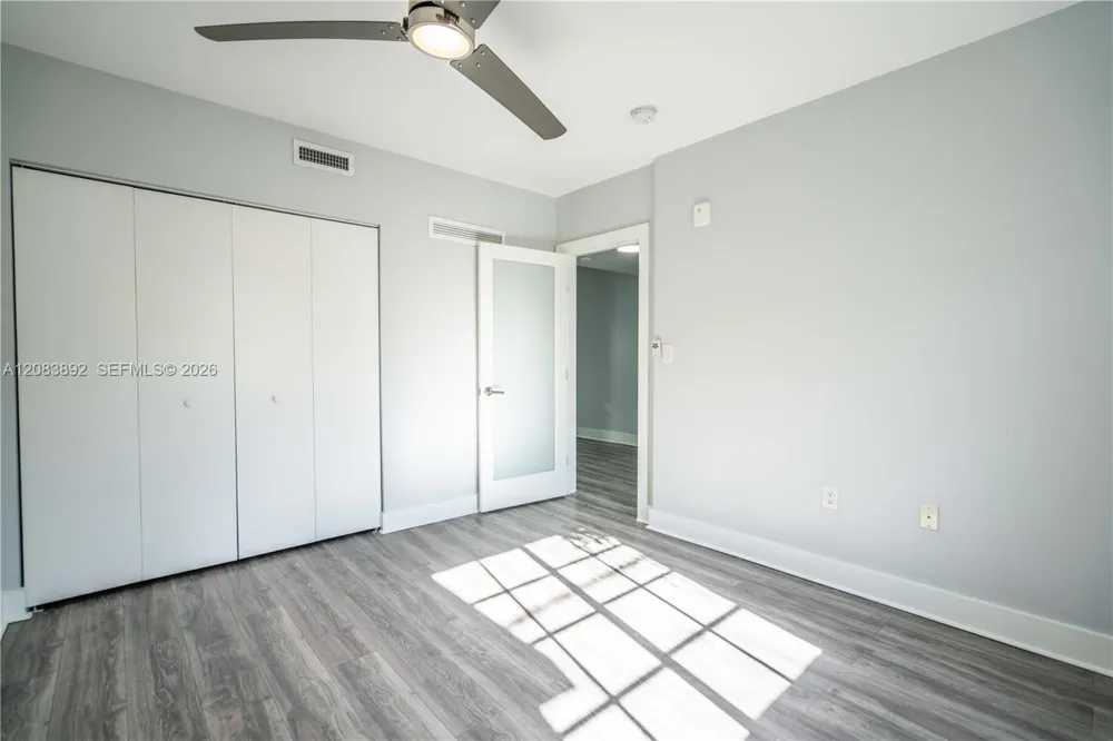 331 85th St #10 Miami Beach, FL 33141