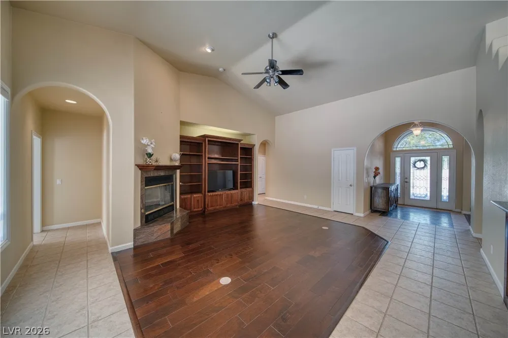 2061 Iroquois Avenue Pahrump, NV 89048