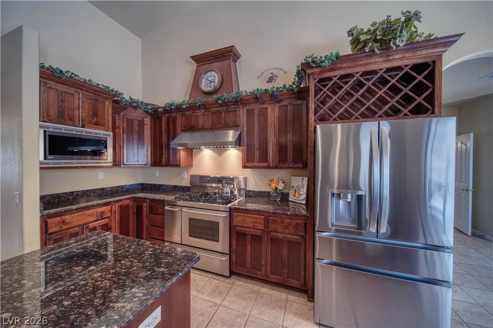 2061 Iroquois Avenue Pahrump, NV 89048
