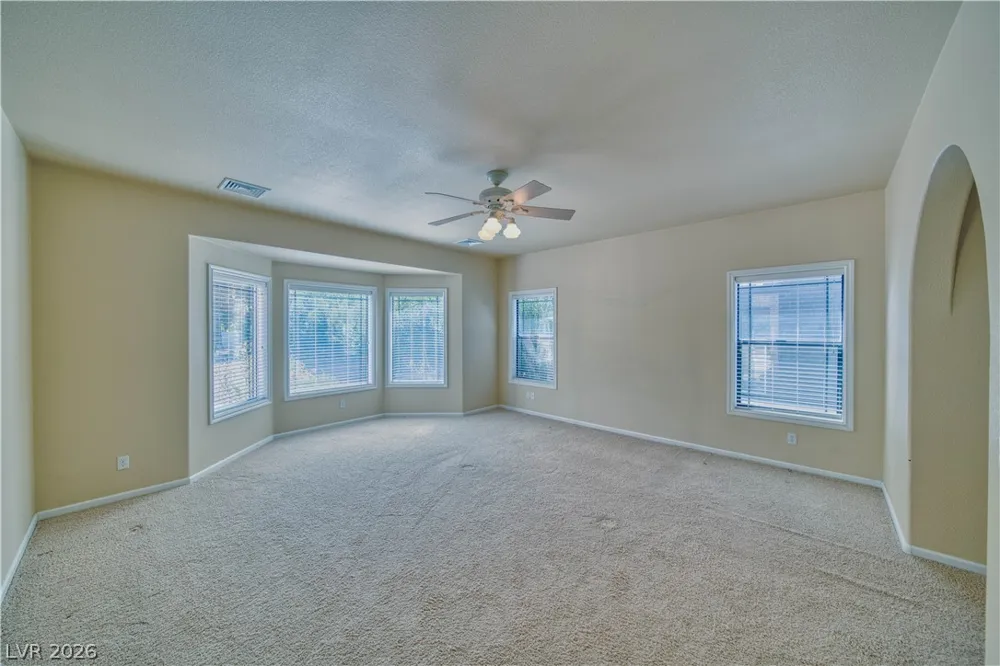 2061 Iroquois Avenue Pahrump, NV 89048
