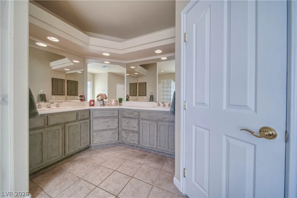 2061 Iroquois Avenue Pahrump, NV 89048