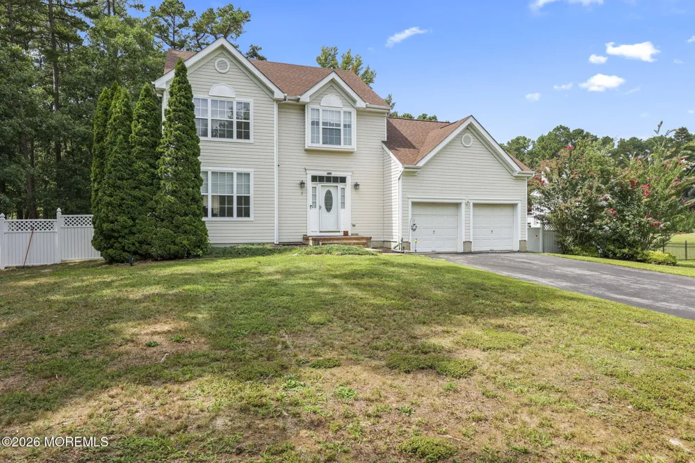2 Sparrow Court Jackson, NJ 08527