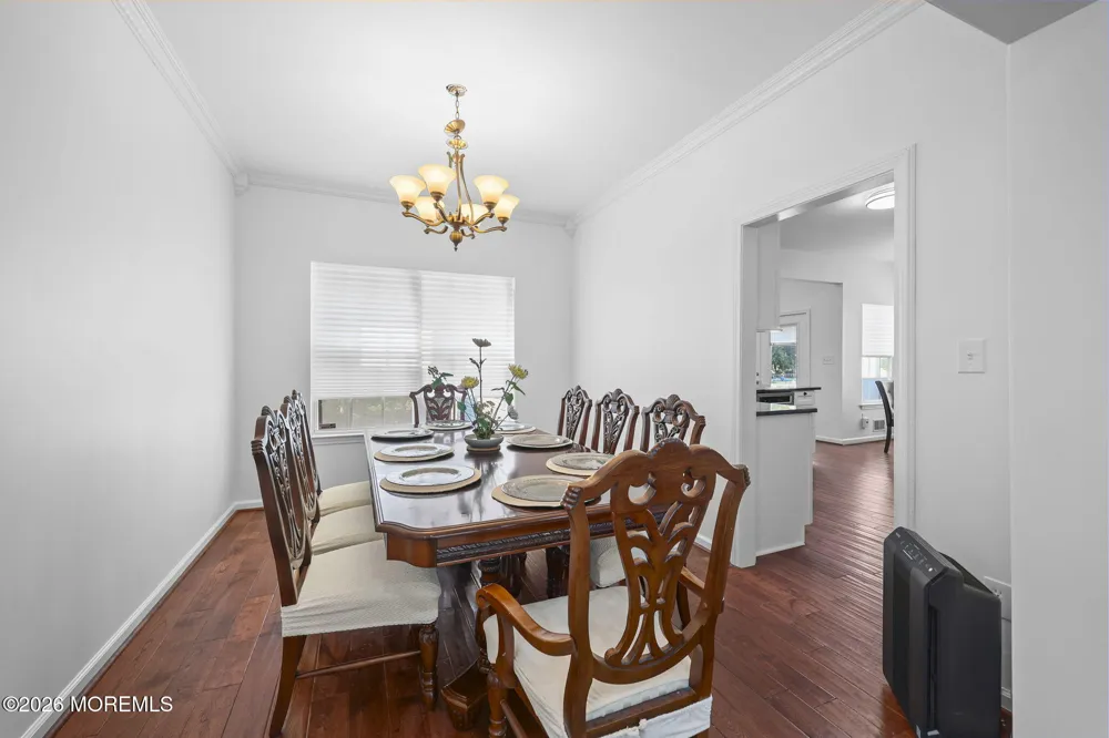 2 Sparrow Court Jackson, NJ 08527