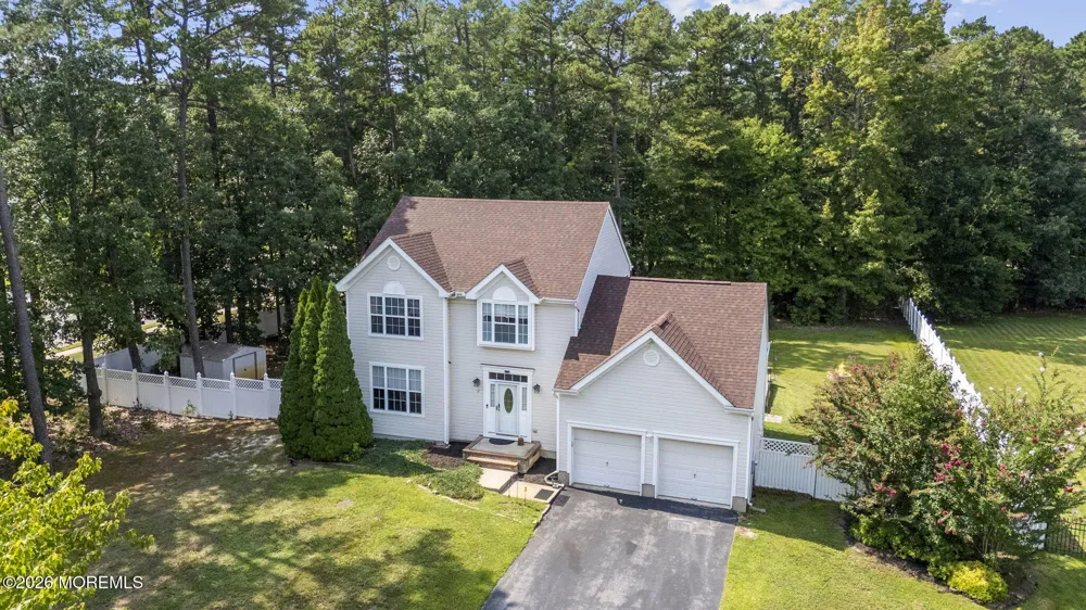 2 Sparrow Court Jackson, NJ 08527