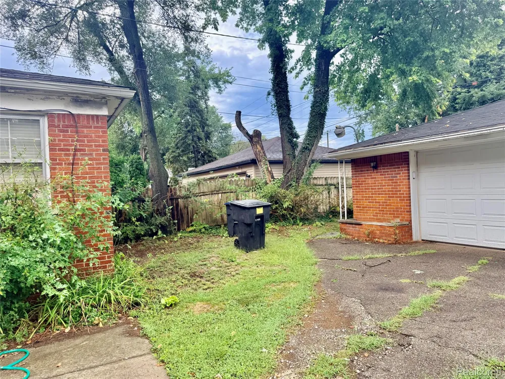14434 Rosemont Avenue Detroit City, MI 48223
