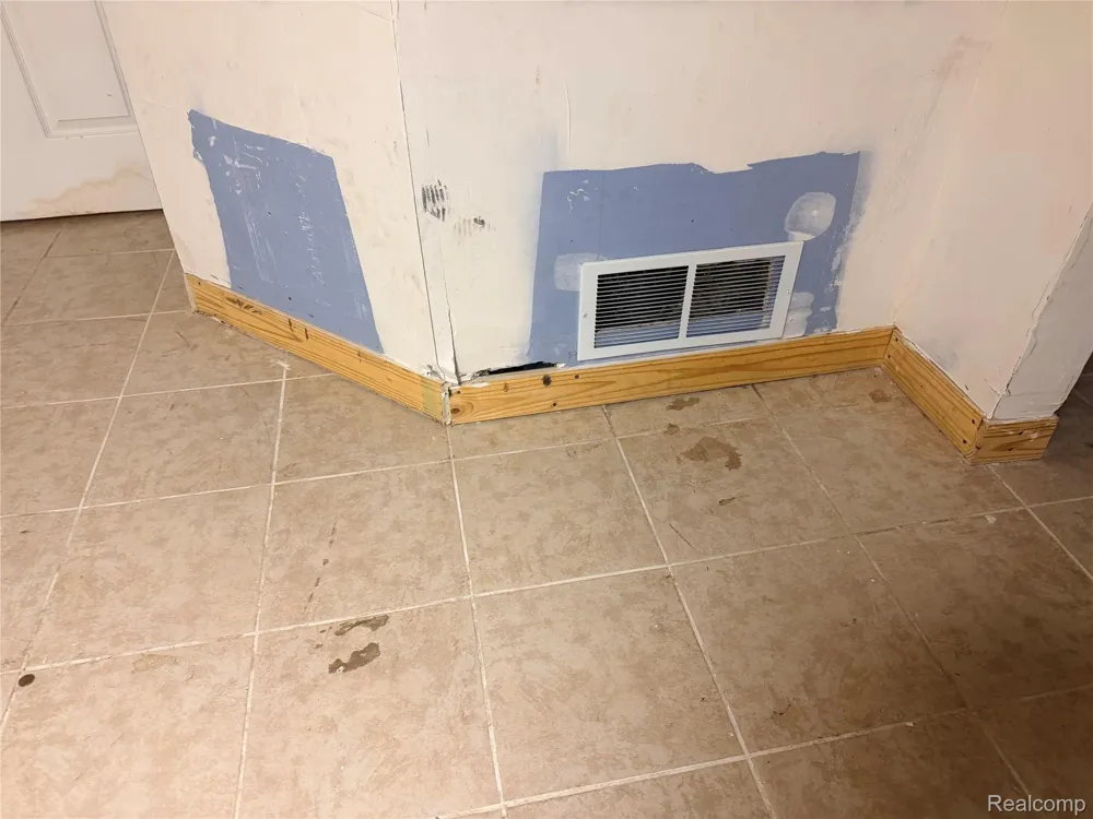 14434 Rosemont Avenue Detroit City, MI 48223