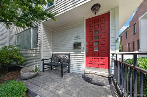 350 W. Brown Street