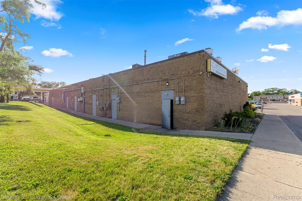 8028 Middlebelt Road Westland City, MI 48185