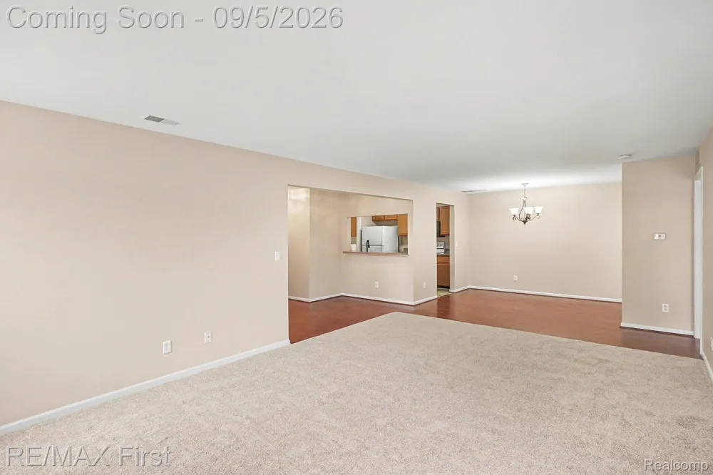 46124 Allenton Drive Macomb Township, MI 48044