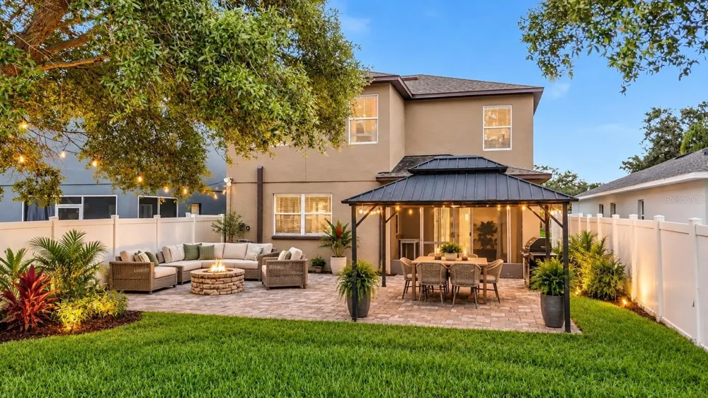 7931 CARRIAGE POINTE DRIVE Gibsonton, FL 33534