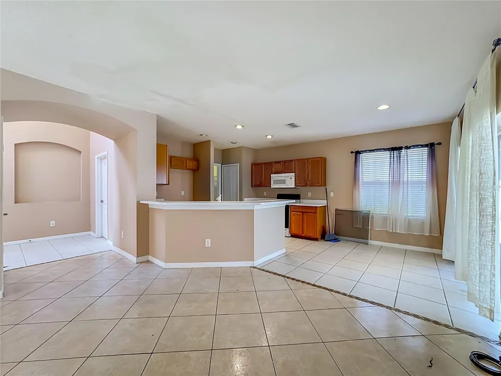 7931 CARRIAGE POINTE DRIVE Gibsonton, FL 33534