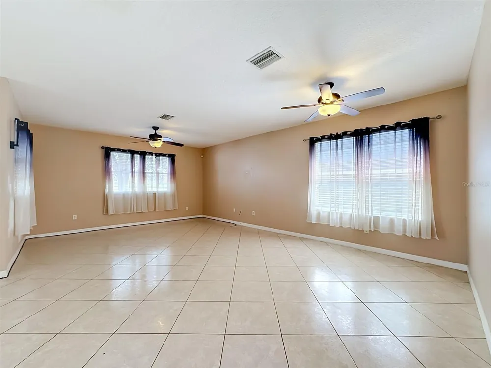 7931 CARRIAGE POINTE DRIVE Gibsonton, FL 33534
