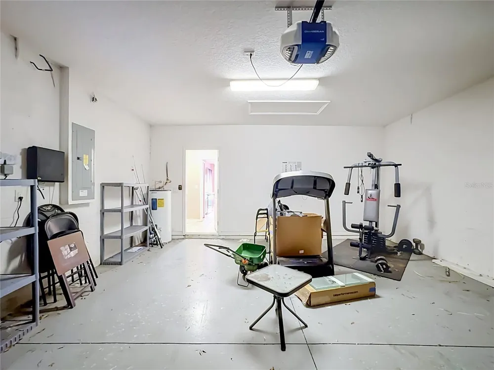 7931 CARRIAGE POINTE DRIVE Gibsonton, FL 33534
