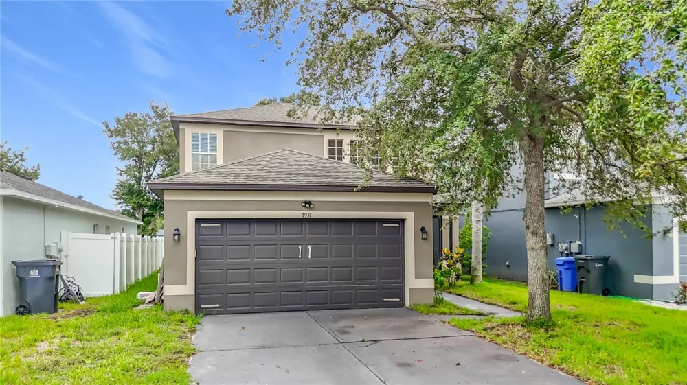 7931 CARRIAGE POINTE DRIVE Gibsonton, FL 33534