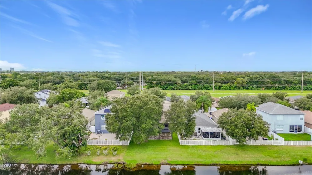 7931 CARRIAGE POINTE DRIVE Gibsonton, FL 33534
