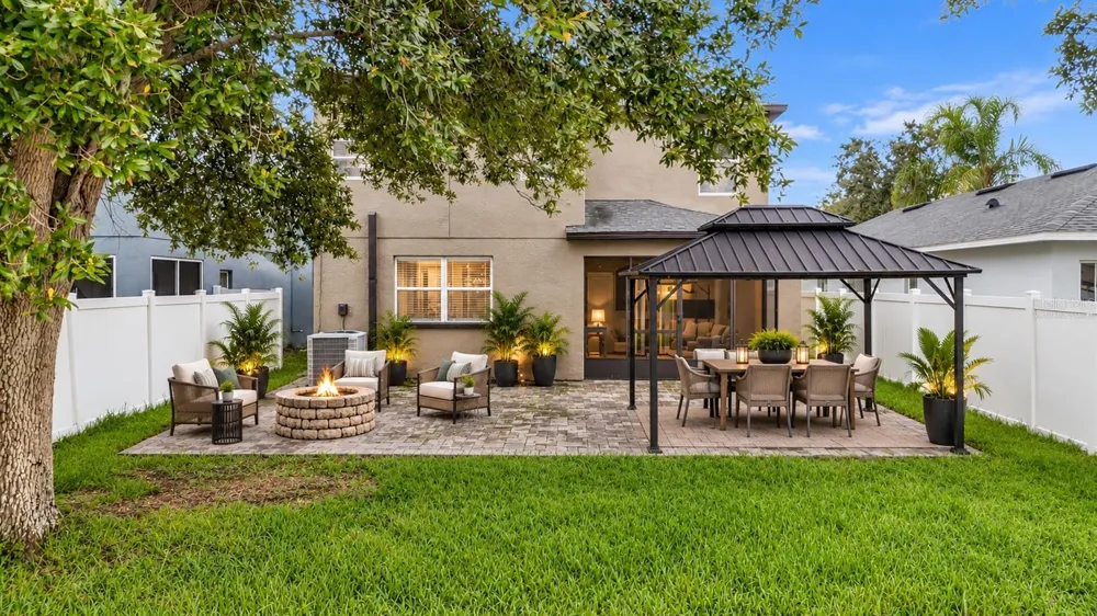 7931 CARRIAGE POINTE DRIVE Gibsonton, FL 33534