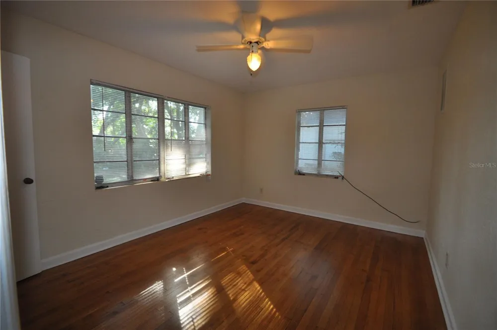 519 VERN DRIVE Orlando, FL 32805