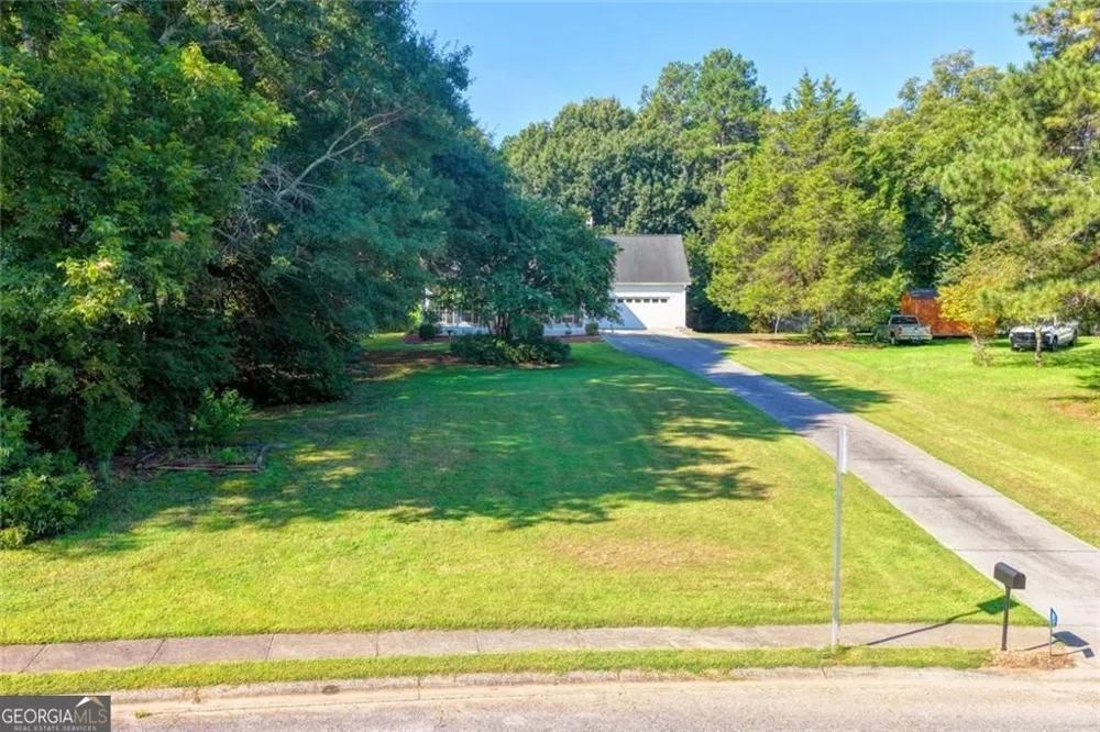 85 Cypress PL Winder, GA 30680