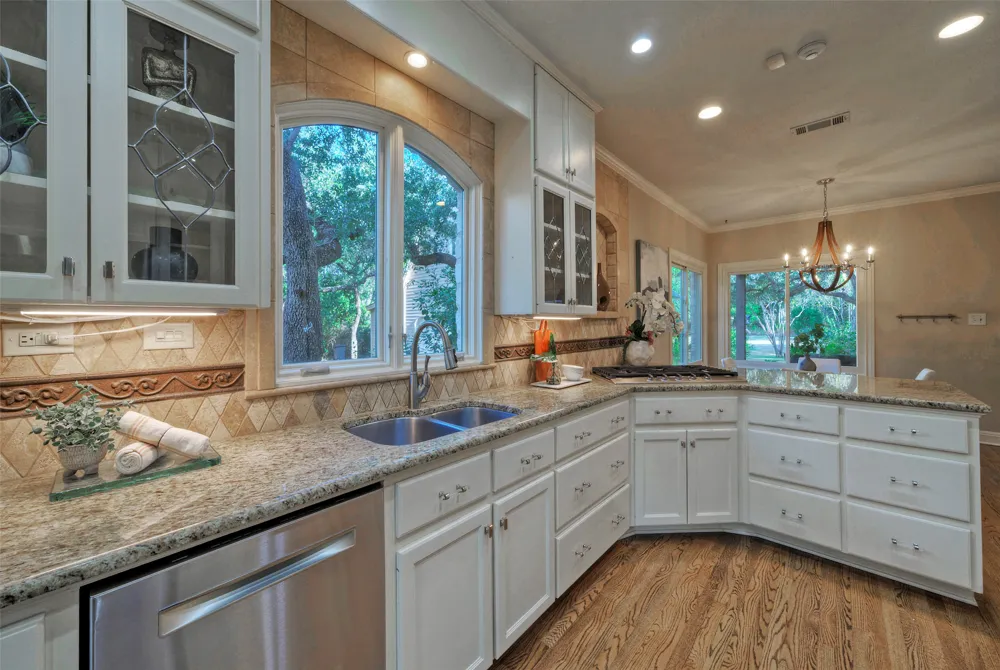 16807 Trail Of The Woods Austin, TX 78734