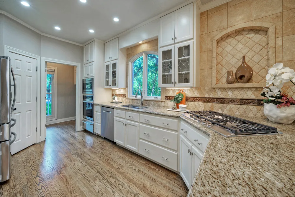 16807 Trail Of The Woods Austin, TX 78734
