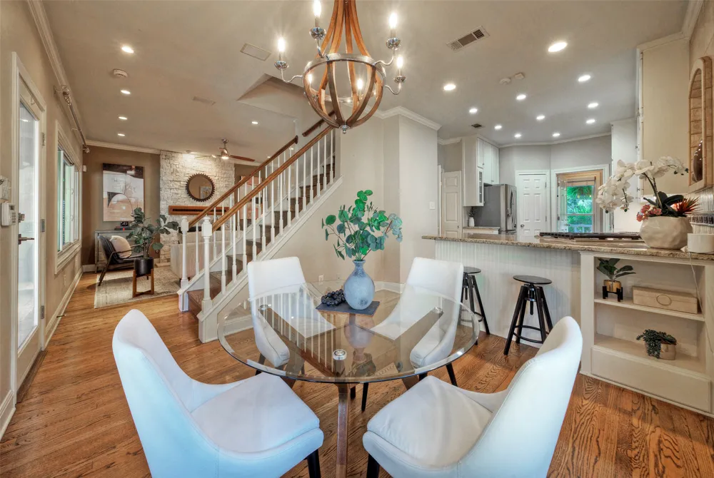 16807 Trail Of The Woods Austin, TX 78734