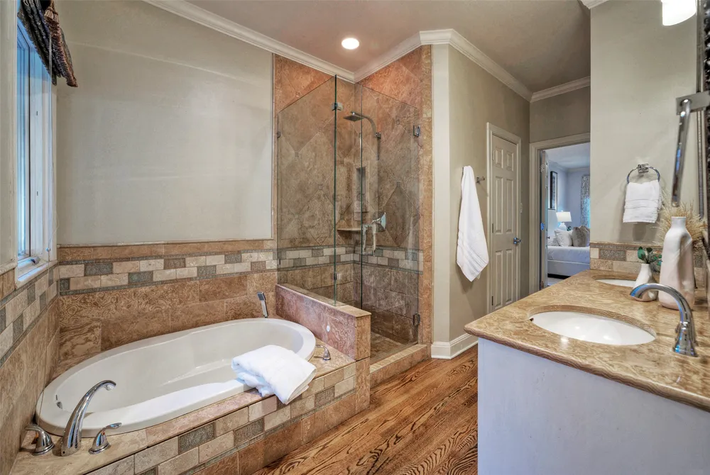 16807 Trail Of The Woods Austin, TX 78734