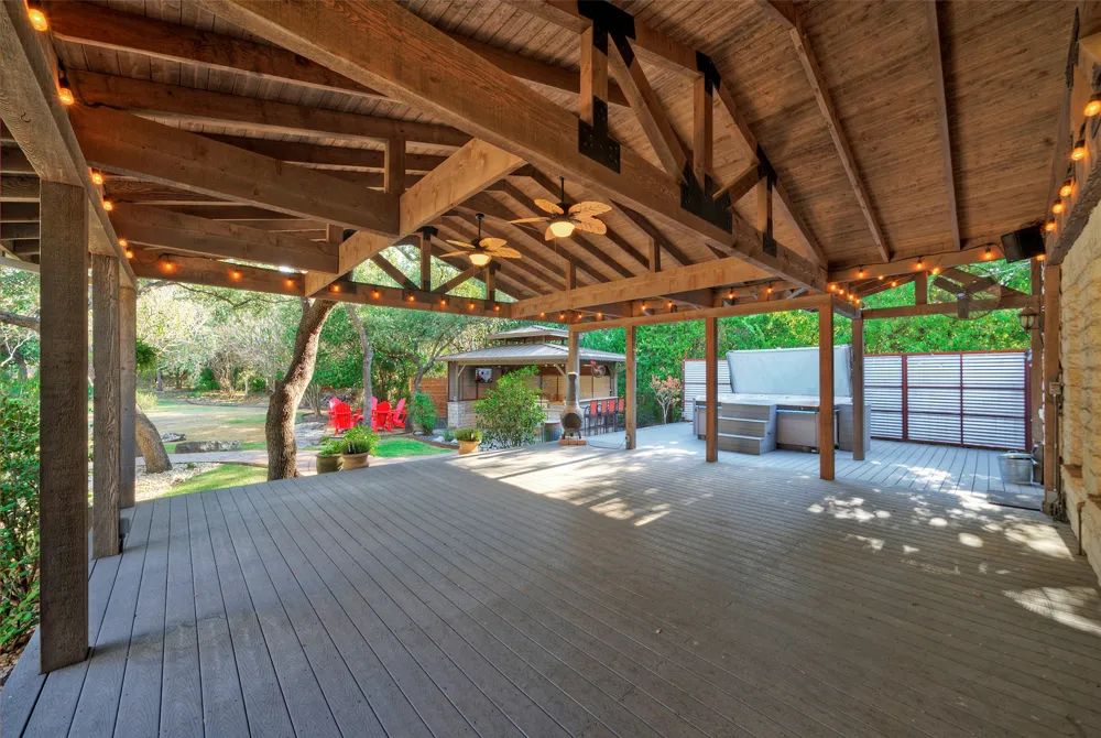 16807 Trail Of The Woods Austin, TX 78734