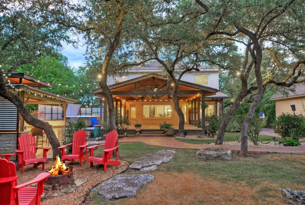 16807 Trail Of The Woods Austin, TX 78734