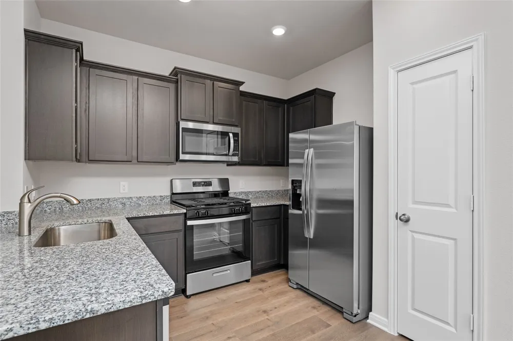 2042 Braveheart Drive Crandall, TX 75114