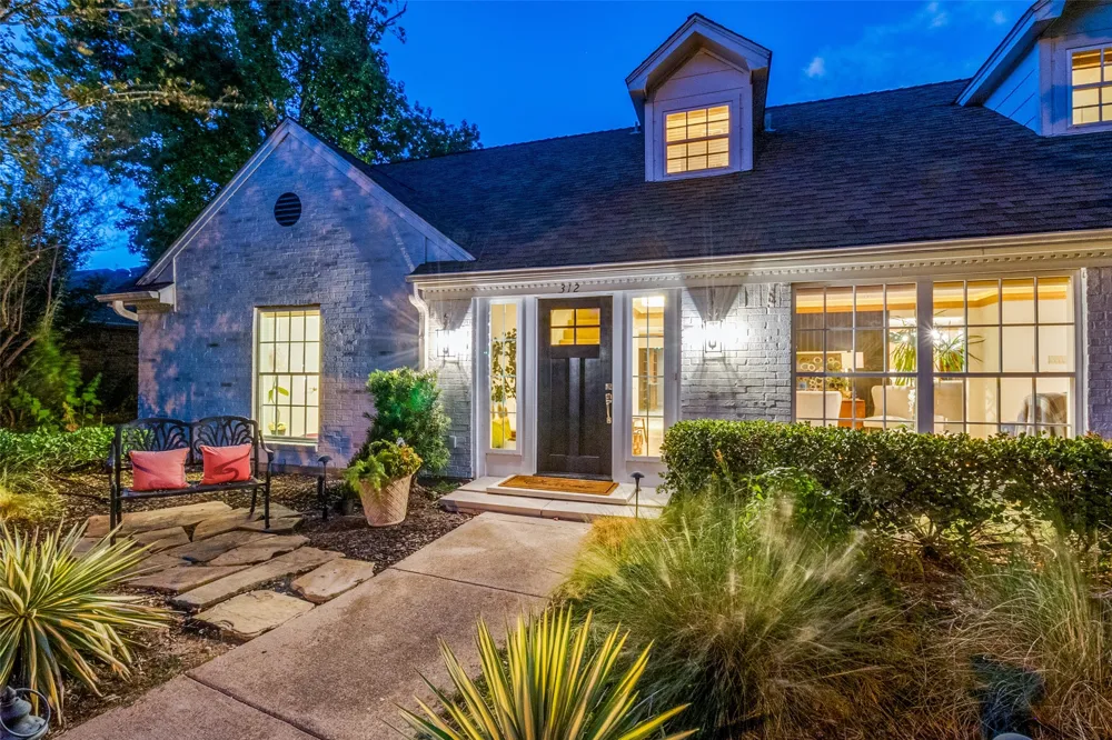 312 Canyon Valley Drive Richardson, TX 75080