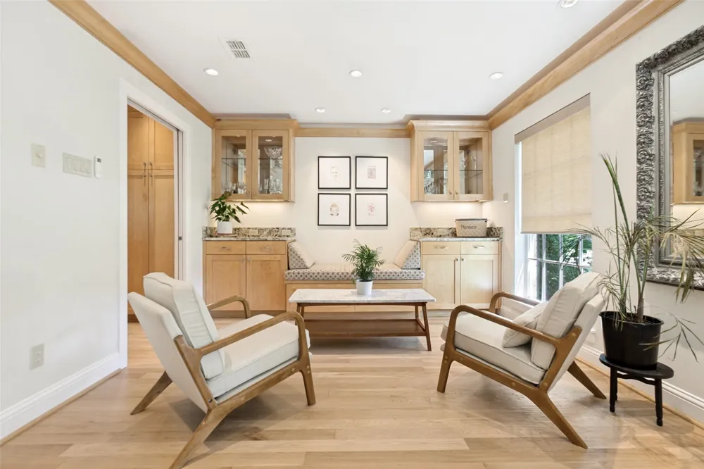 312 Canyon Valley Drive Richardson, TX 75080