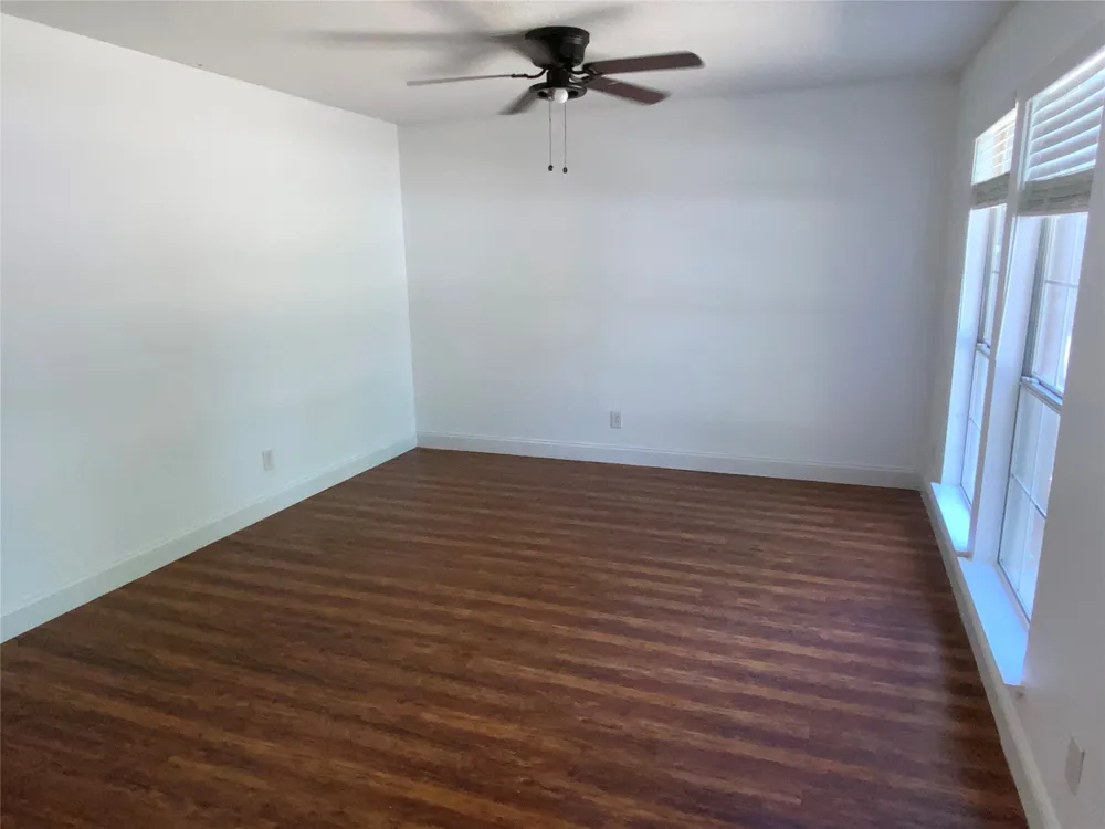 8028 Texridge Drive Dallas, TX 75232