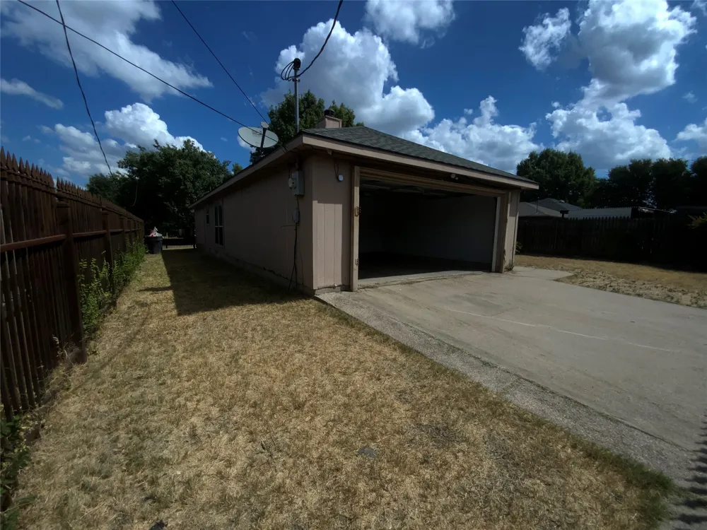 8028 Texridge Drive Dallas, TX 75232