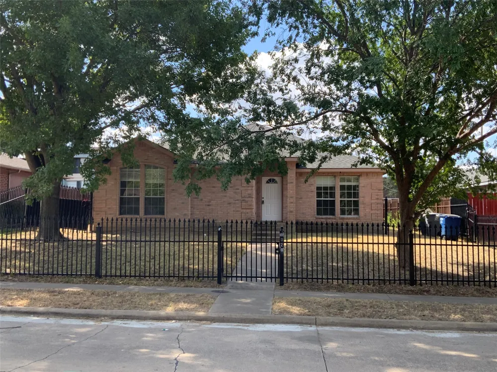 8028 Texridge Drive Dallas, TX 75232