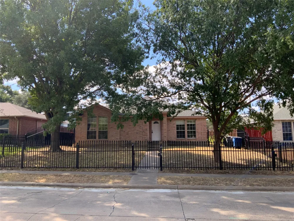 8028 Texridge Drive Dallas, TX 75232
