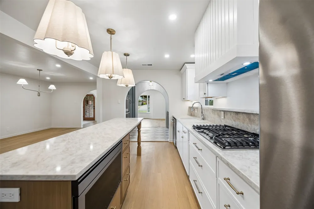 846 Creekridge Drive Dallas, TX 75218