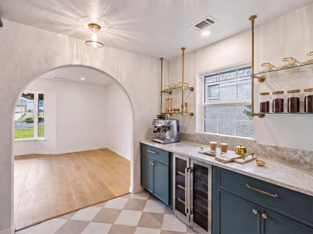 846 Creekridge Drive Dallas, TX 75218