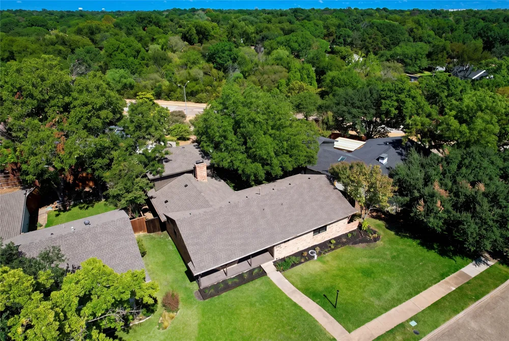 846 Creekridge Drive Dallas, TX 75218