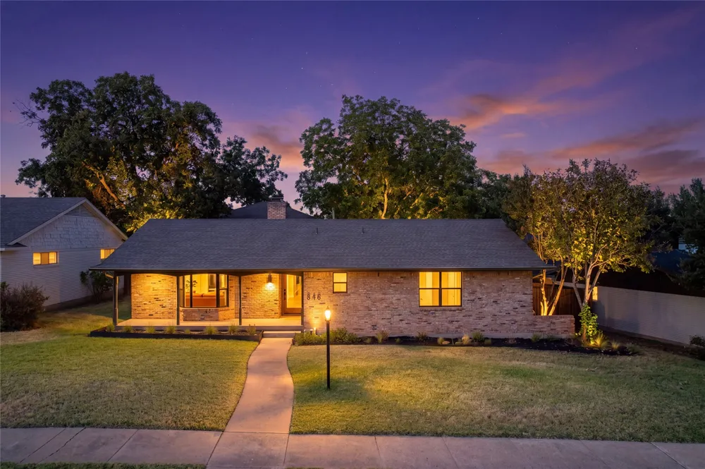 846 Creekridge Drive Dallas, TX 75218