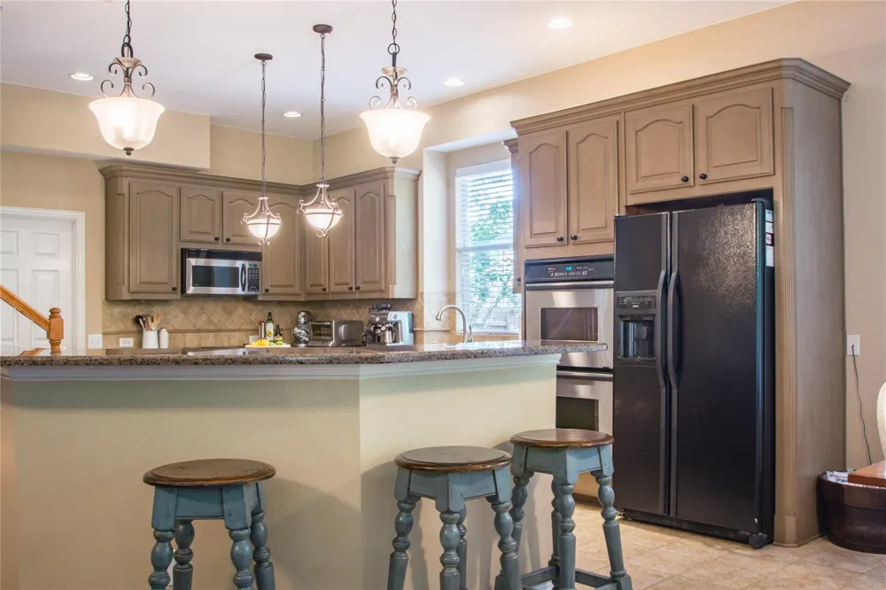 4504 Narrowbrook Drive Flower Mound, TX 75028