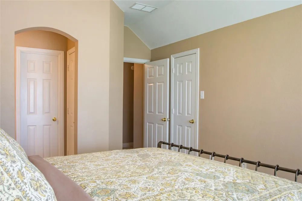 4504 Narrowbrook Drive Flower Mound, TX 75028