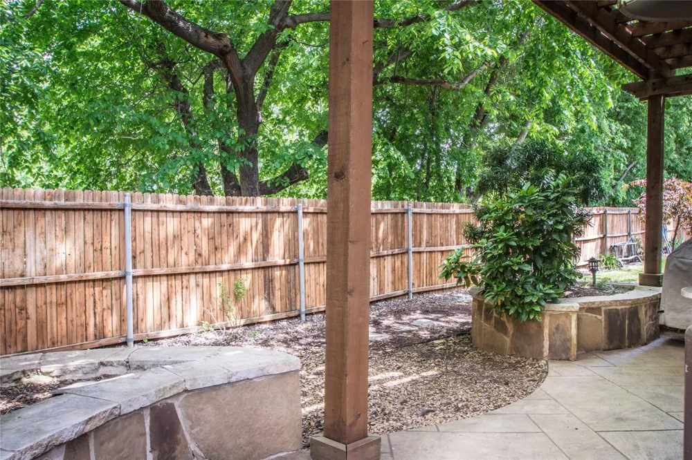 4504 Narrowbrook Drive Flower Mound, TX 75028