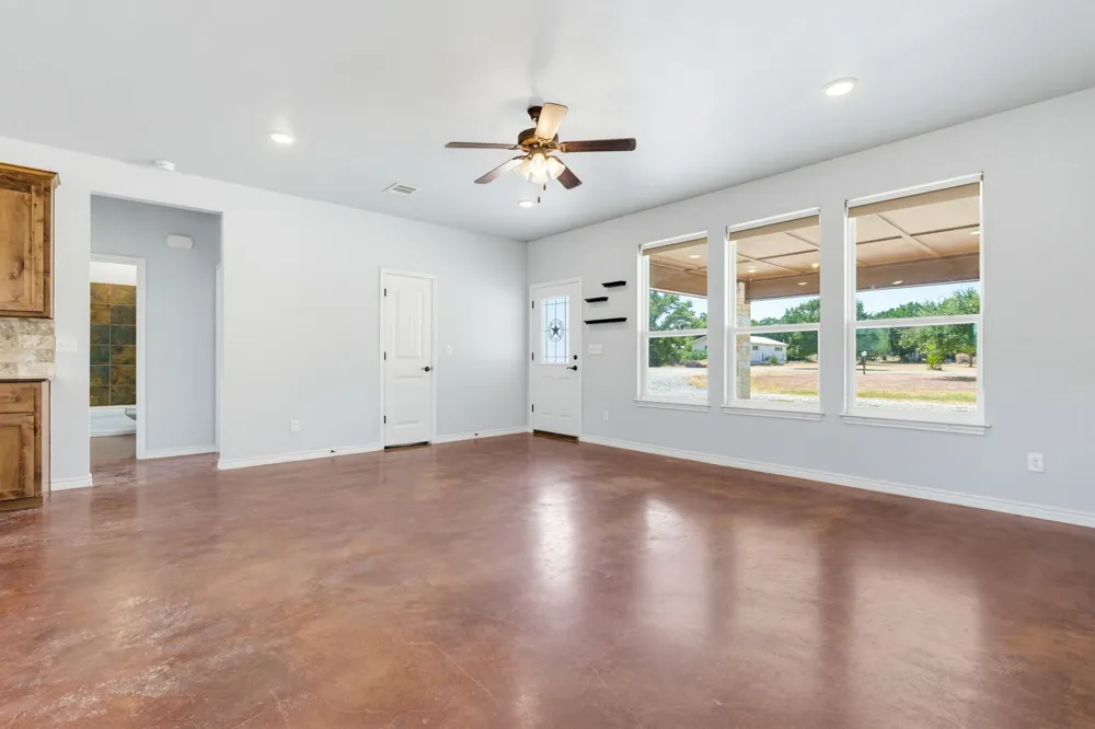 534 County Road 3081 Lampasas, TX 76550