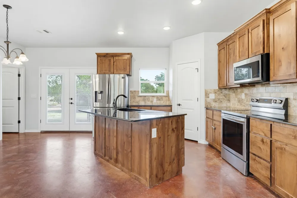 534 County Road 3081 Lampasas, TX 76550
