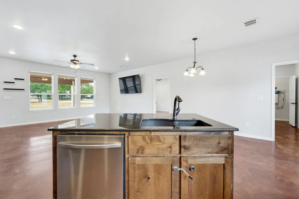 534 County Road 3081 Lampasas, TX 76550