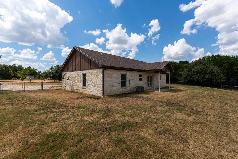 534 County Road 3081 Lampasas, TX 76550
