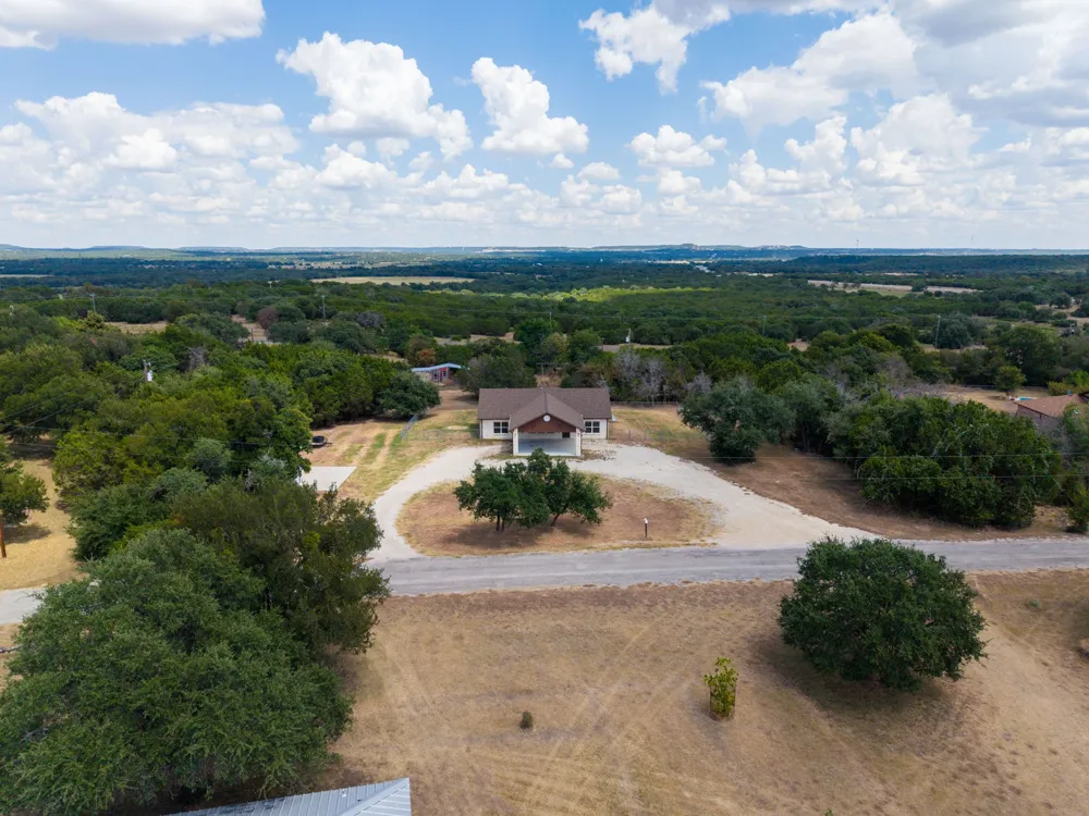 534 County Road 3081 Lampasas, TX 76550
