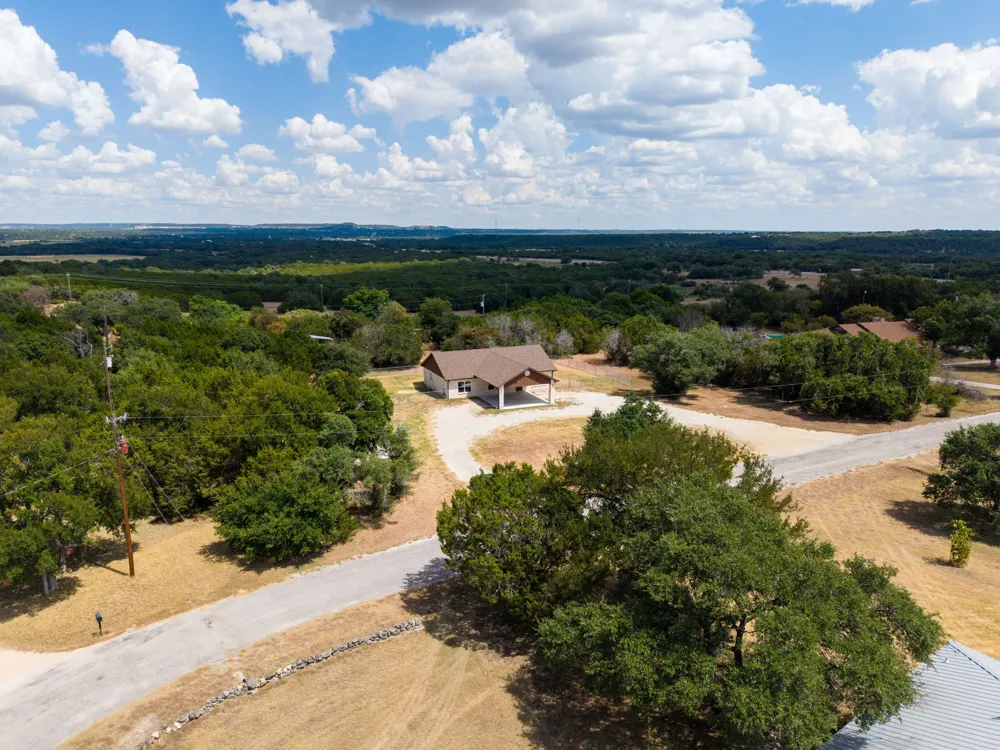 534 County Road 3081 Lampasas, TX 76550